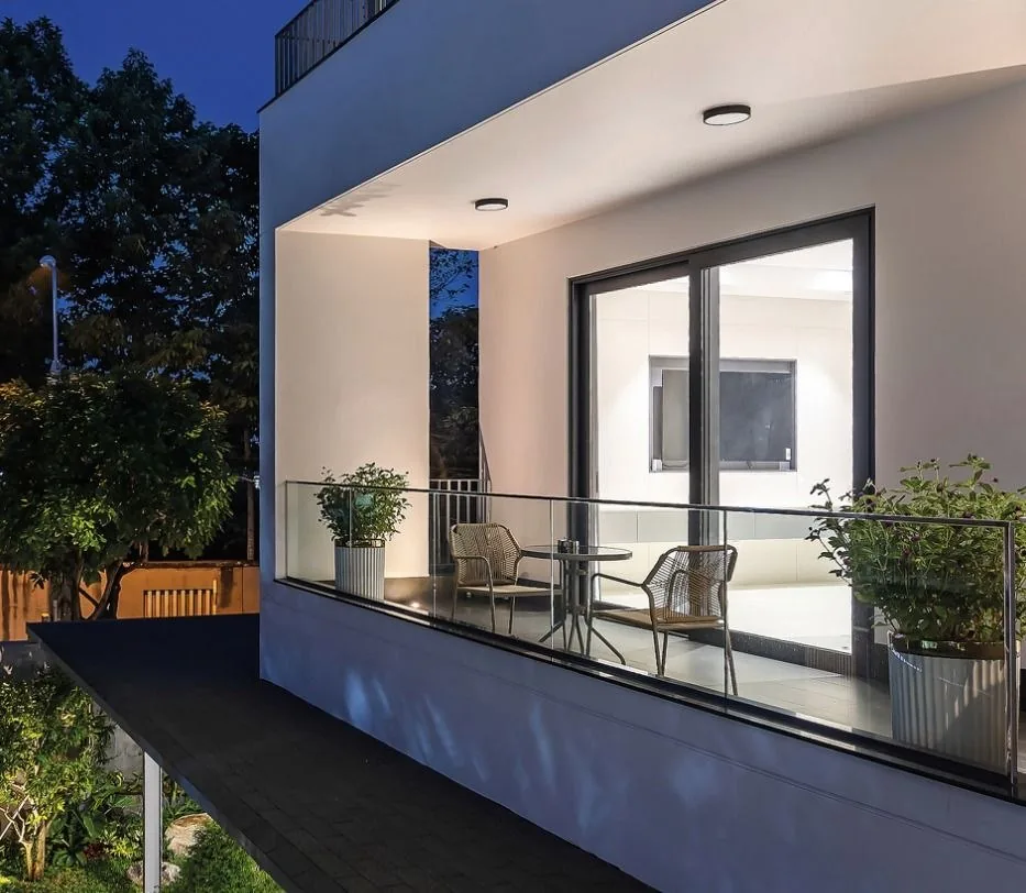 Glare-Free Lighting